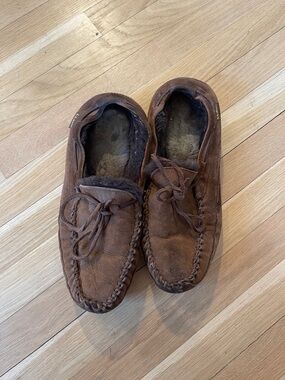 L.L. Bean Men's Brown Suede Moccasin Slippers - Shearling Lined